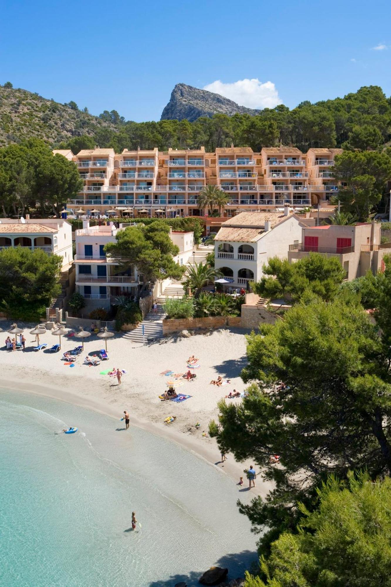 Universal Aparthotel Don Camilo Sant Elm Exterior photo